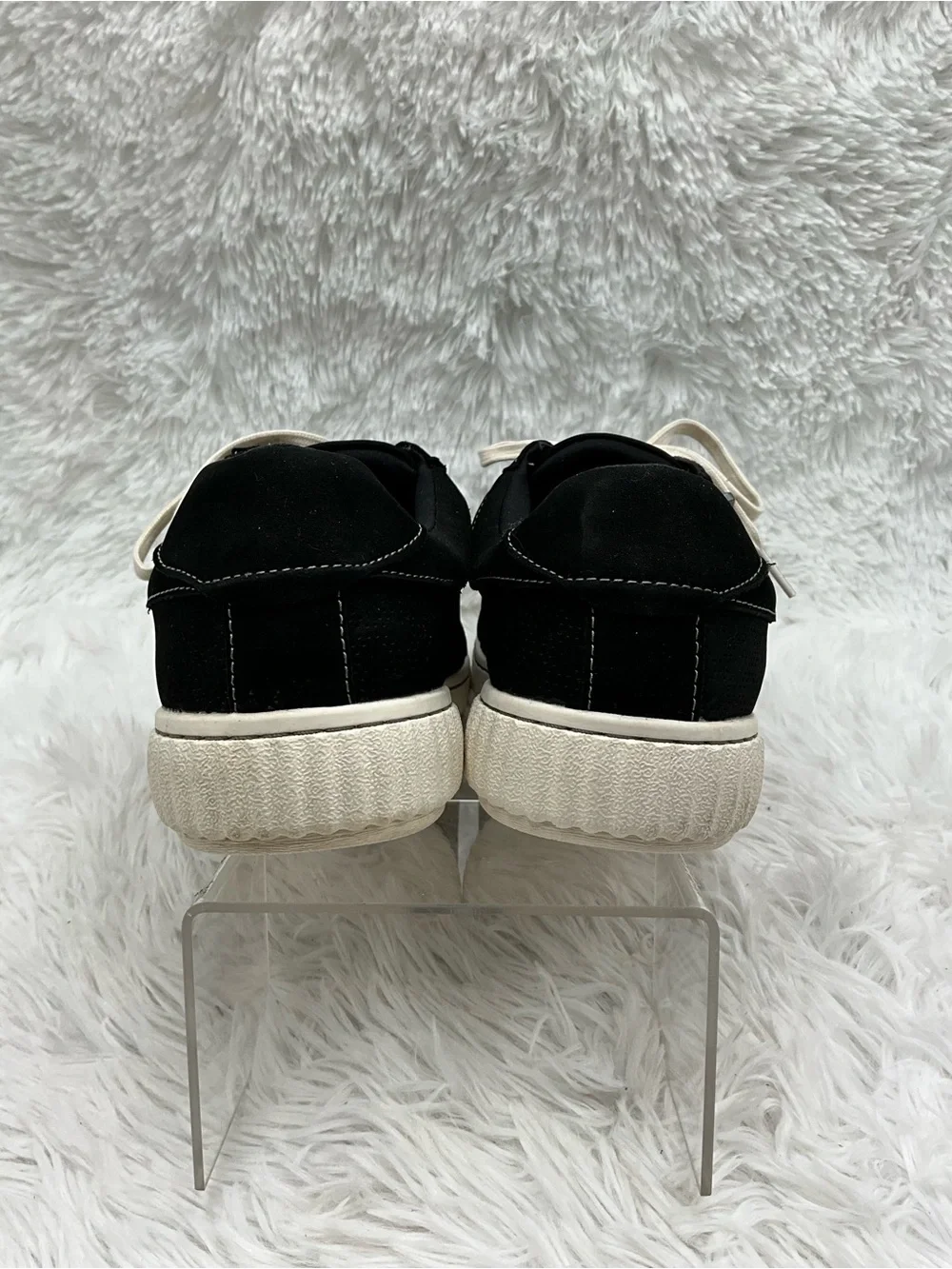 Clarks Collection Sneakers Size 11W Black w/ White Soles and Laces Zip Side